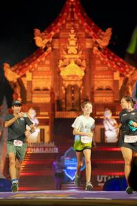 BIB: 028, 137
                            <button type="button" onclick="openModal(22472393)" class="btn btn-primary btn-sm float-right btn-popup" data-toggle="modal" data-target=".modal-high-quality">
                        <i class="fas fa-shopping-cart"></i> Add to Cart
                    </button>
                                            <button type="button" onclick="isThisMe(22472393, true)" class="btn btn-success btn-sm float-right btn-popup btn-isme hidden" data-toggle="tooltip" data-placement="bottom" title="นี่คือรูปของคุณใช่ไหม คลิกที่นี่เพื่อเอาเข้าอัลบั้ม">
                        <i class="fas fa-plus"></i> Add to album
                    </button>
                    <button type="button" onclick="isThisMe(22472393, false)" class="btn btn-warning btn-sm float-right btn-popup btn-isnotme hidden">
                        <i class="fas fa-ban"></i> Remove from album
                    </button>